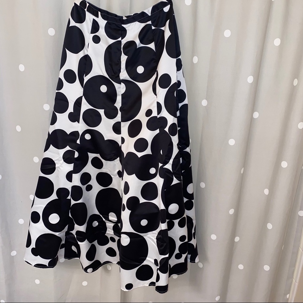 Venus Patterned Skirt - NWOT